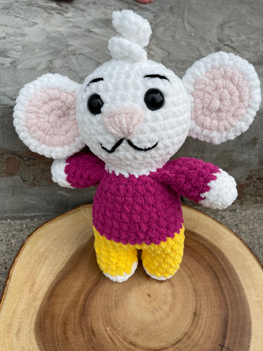 Mouse friend crochet
